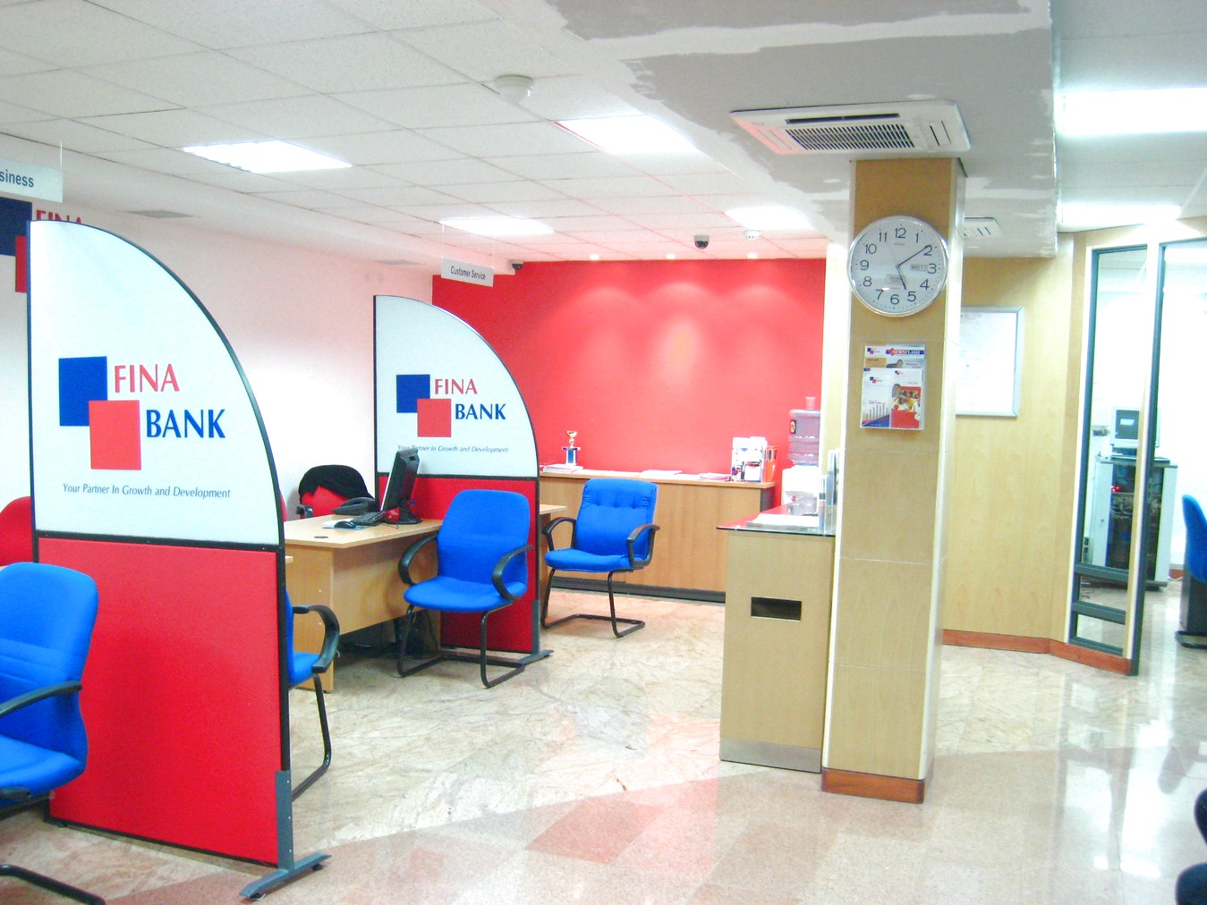 Fina Bank Apic Center